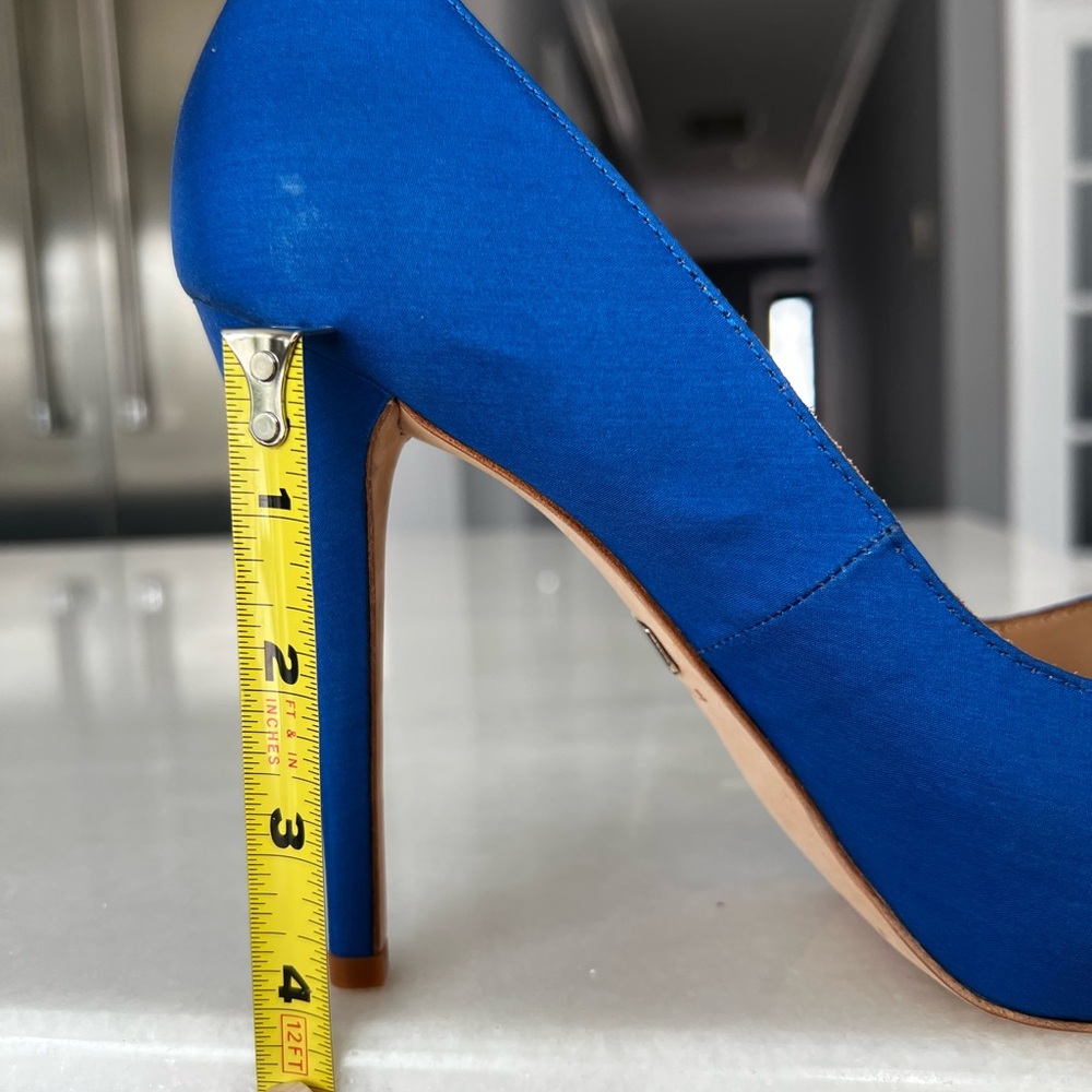 Badgley Mischka Royal Blue Crystal Heels 8 NIB Neiman Marcus Evening - Picture 10 of 10